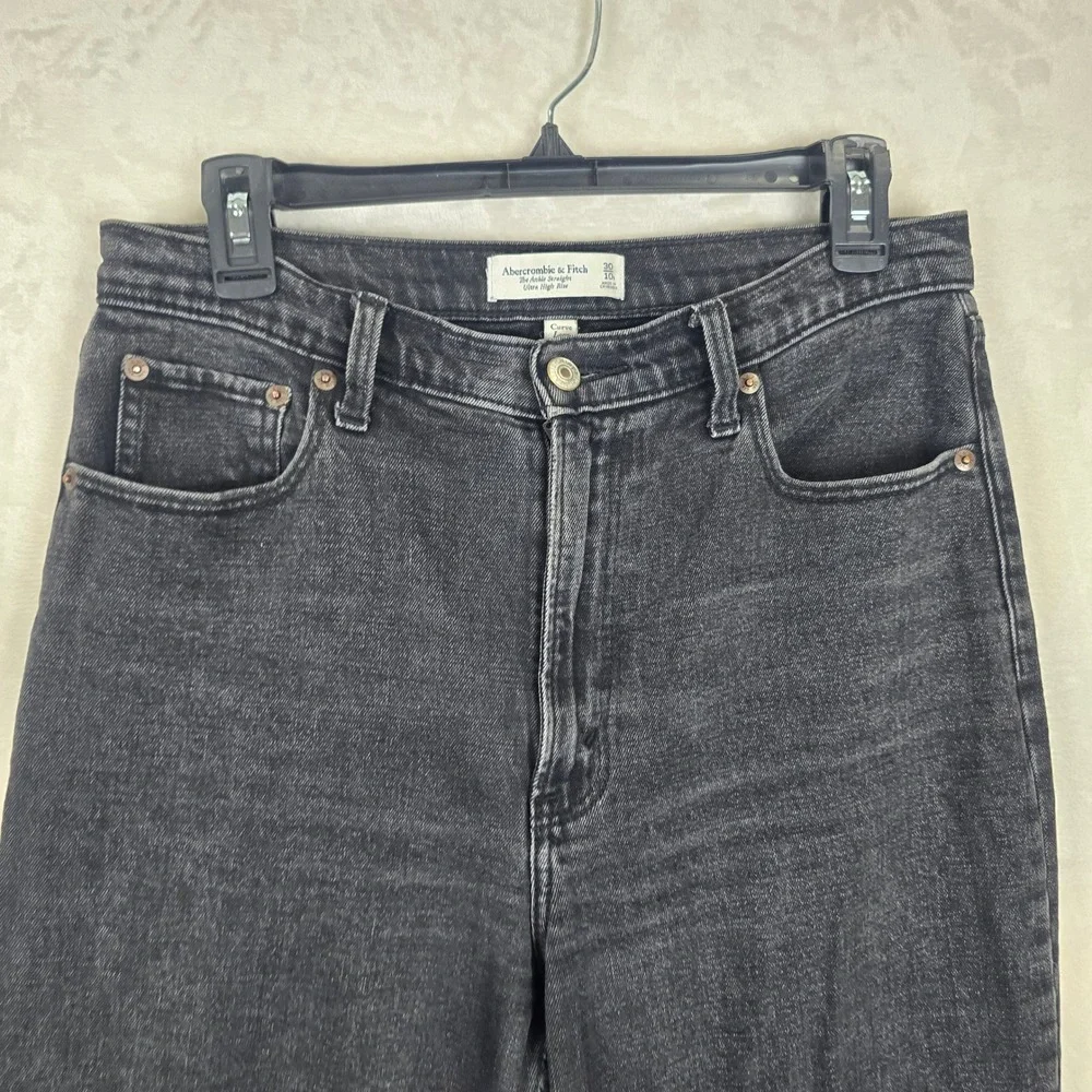 Abercrombie & Fitch Curve Love Ultra High Rise Ankle Straight Jeans Black 30/10S